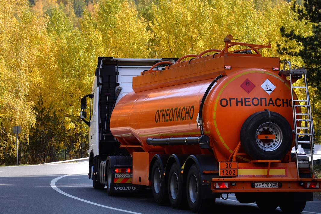 Бензовоз