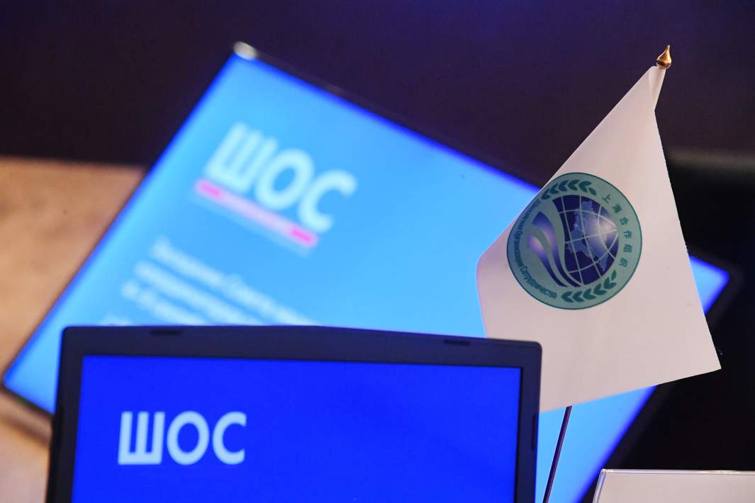 ШОС эмблема