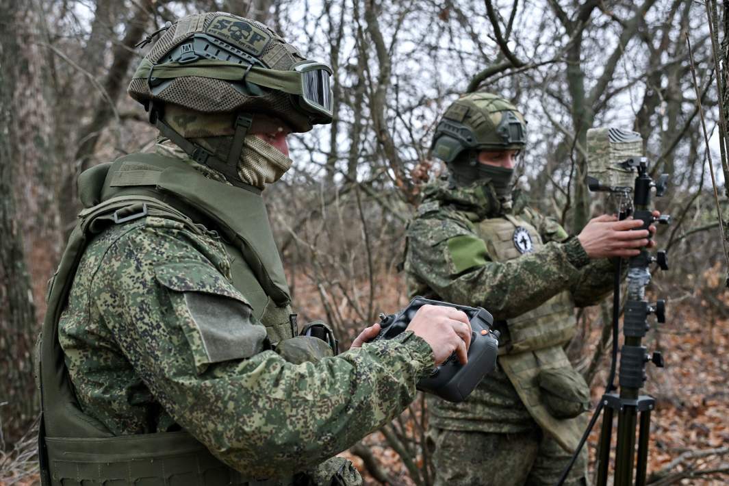 Военнослужащие расчета БПЛА ВС РФ 