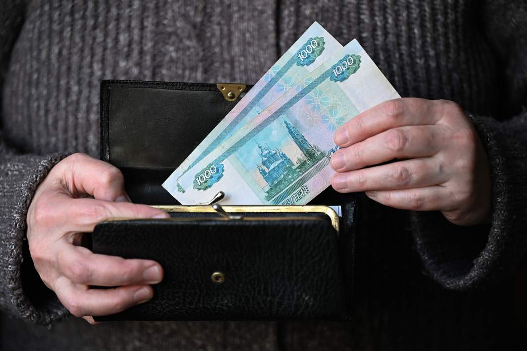 Денежные купюры рубли