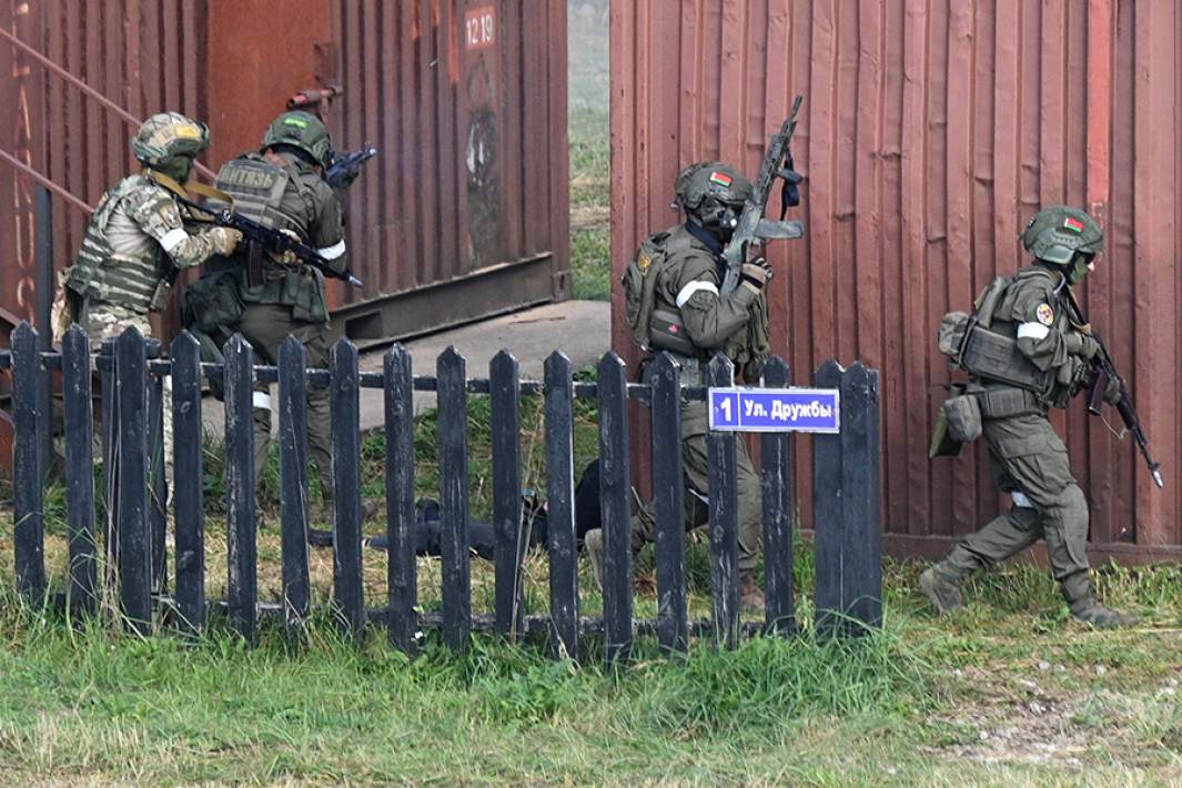 Активная фаза совместного учения с Коллективными силами оперативного реагирования (КСОР) ОДКБ «Взаимодействие-2025», специальных учений «Поиск-2025» и «Эшелон-2025» на полигоне «Лосвидо» в Витебской области