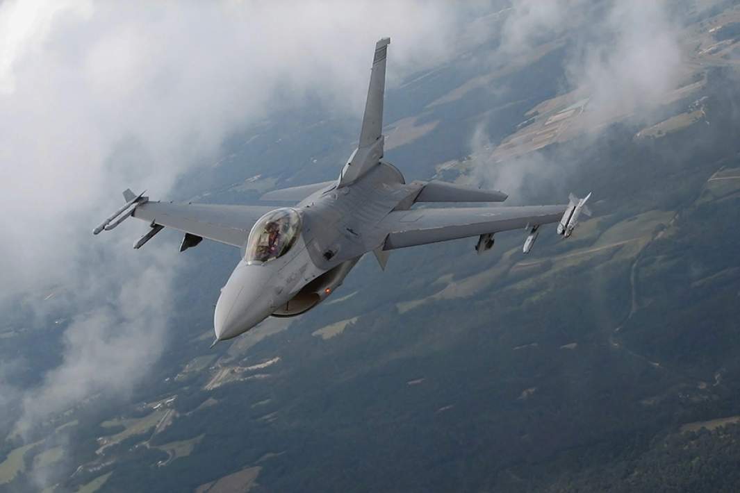 F-16