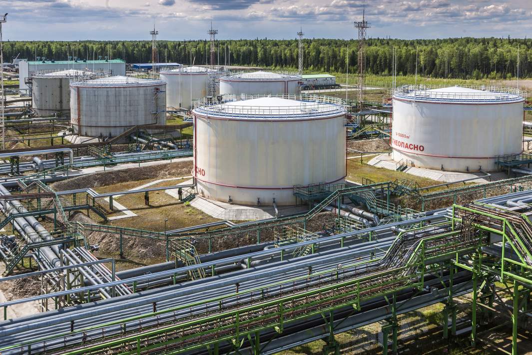 Нефтехранилище 