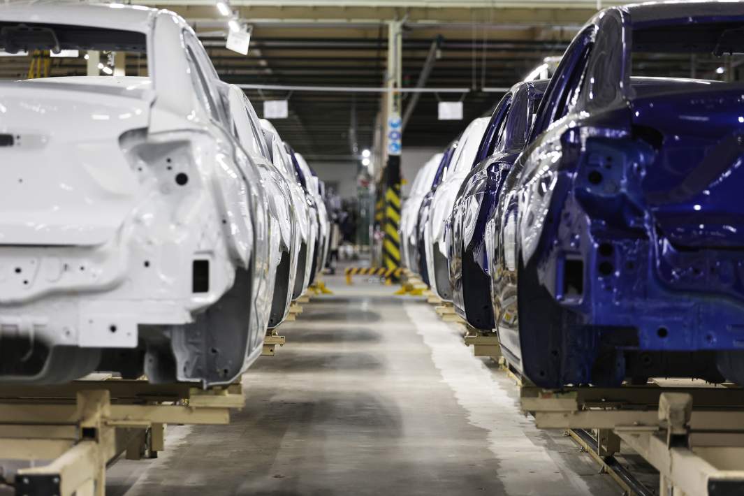 автомобильный завод