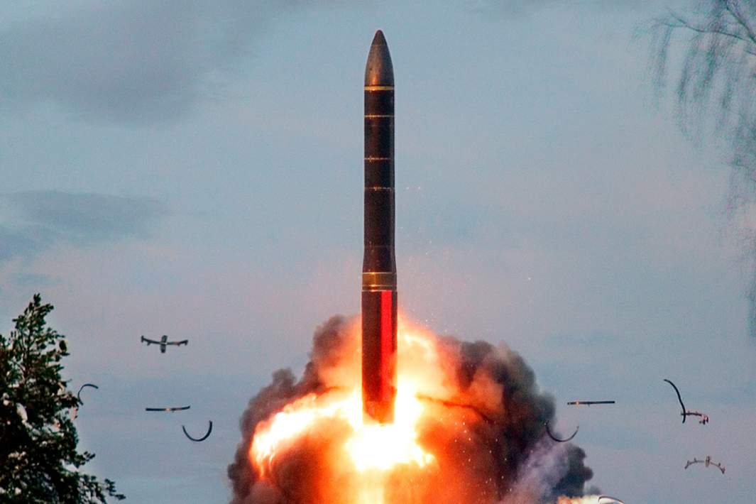 Запуск межконтинентальной баллистической ракеты «Тополь-М» с космодрома Плесецк