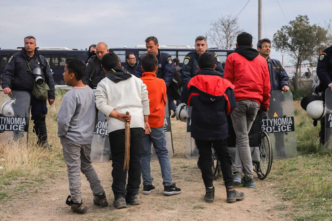 мигранты в Греции