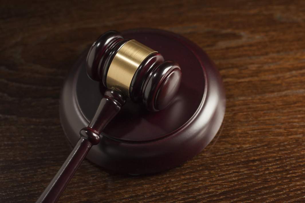 Молоток судьи 