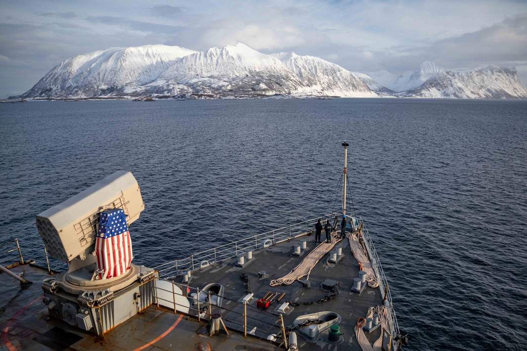 Десантный корабль-док класса «Уидби-Айленд»