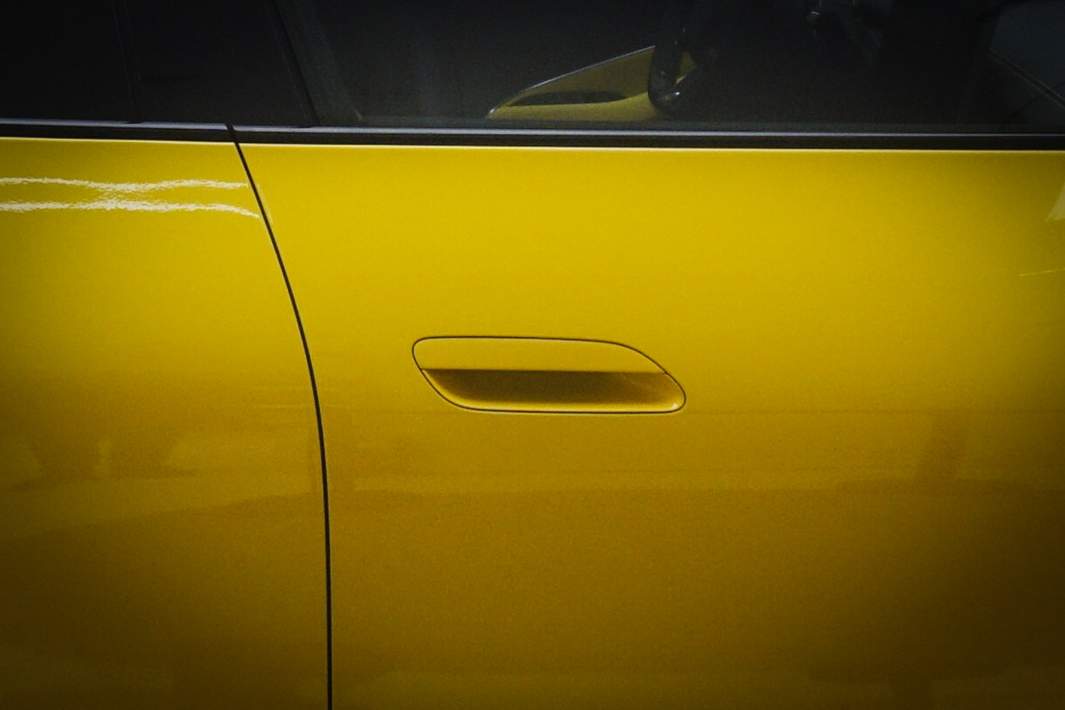 Ручка машины Xiaomi SU7