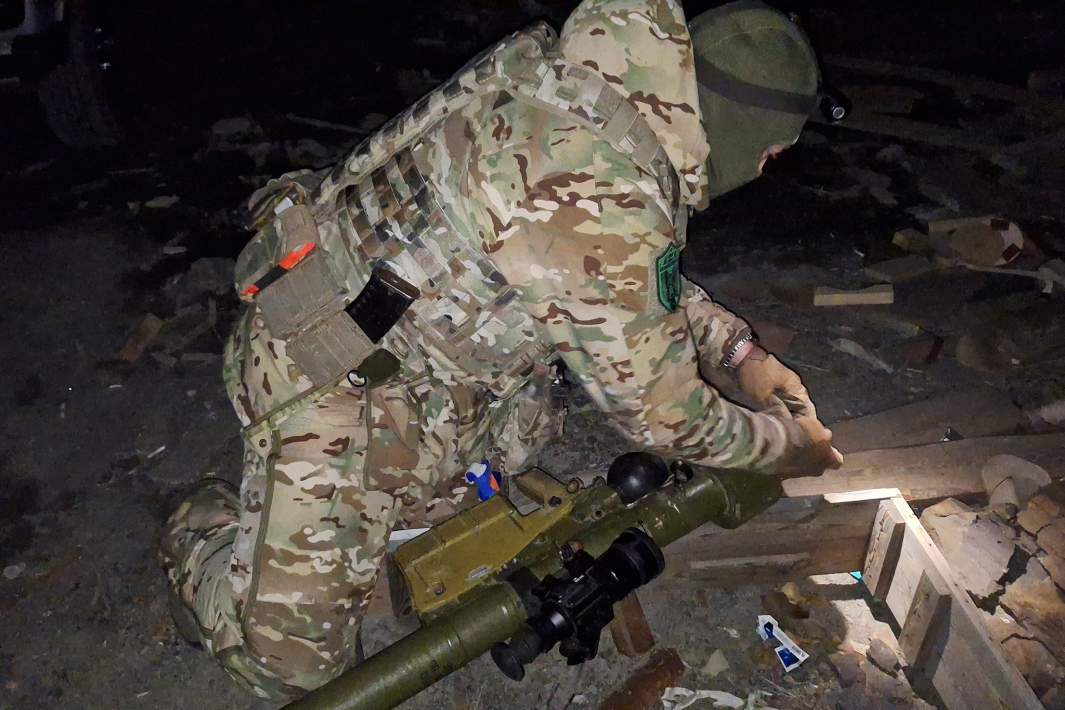 Боец с ПЗРК Игла 