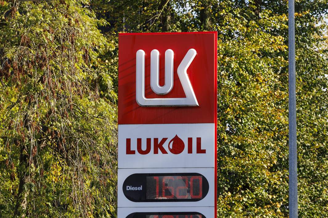 Заправка «Лукойл» в Европе 