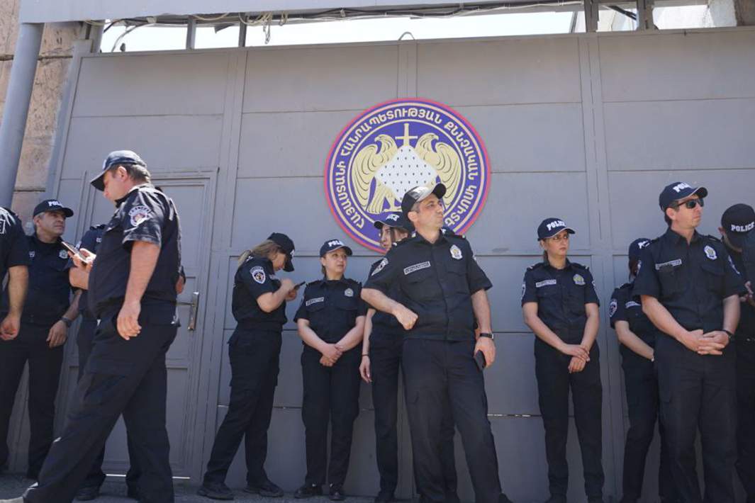 Правоохранители