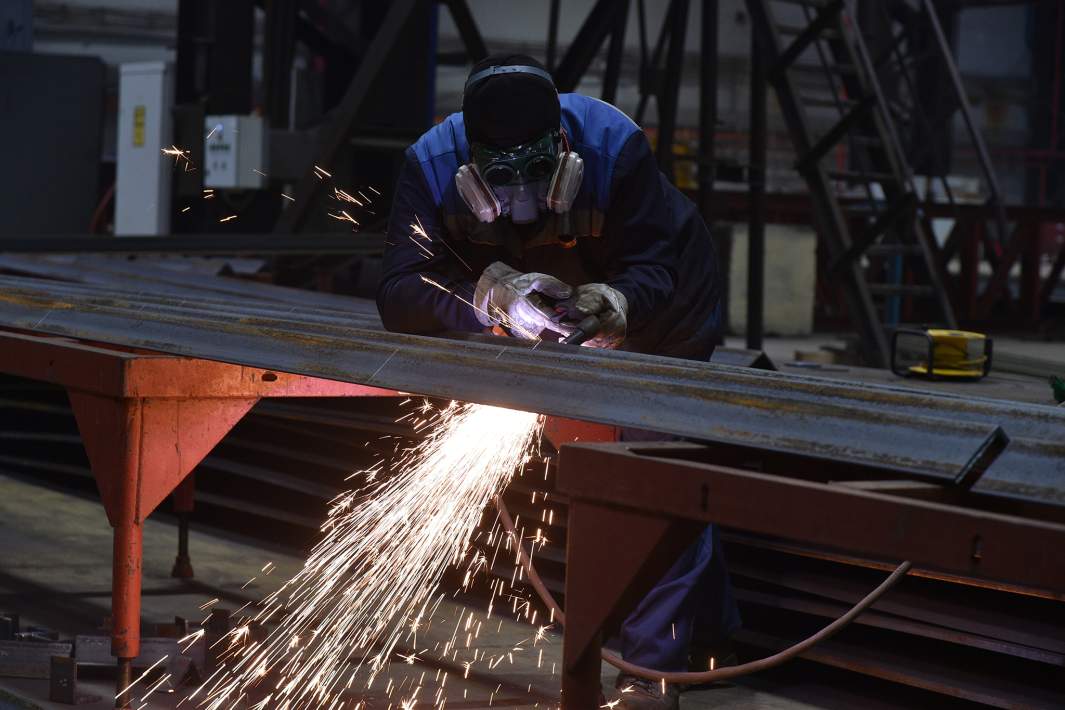 Судостроительный завод 