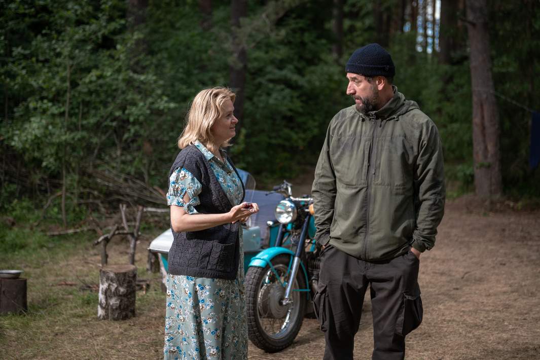 Анна Михалкова и Александр Устюгов на площадке во время съемки фильма «Огненный мальчик»