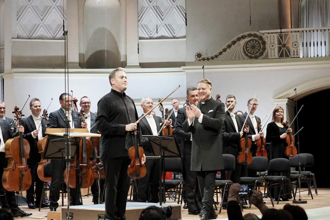 Александр Сладковский