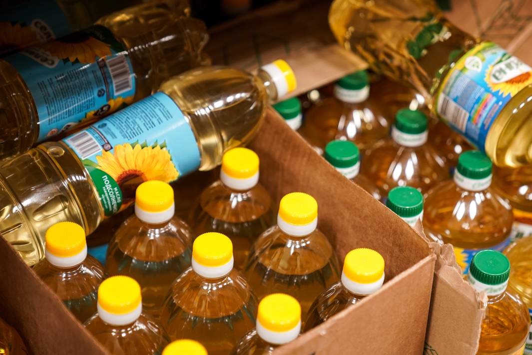 масло в коробках