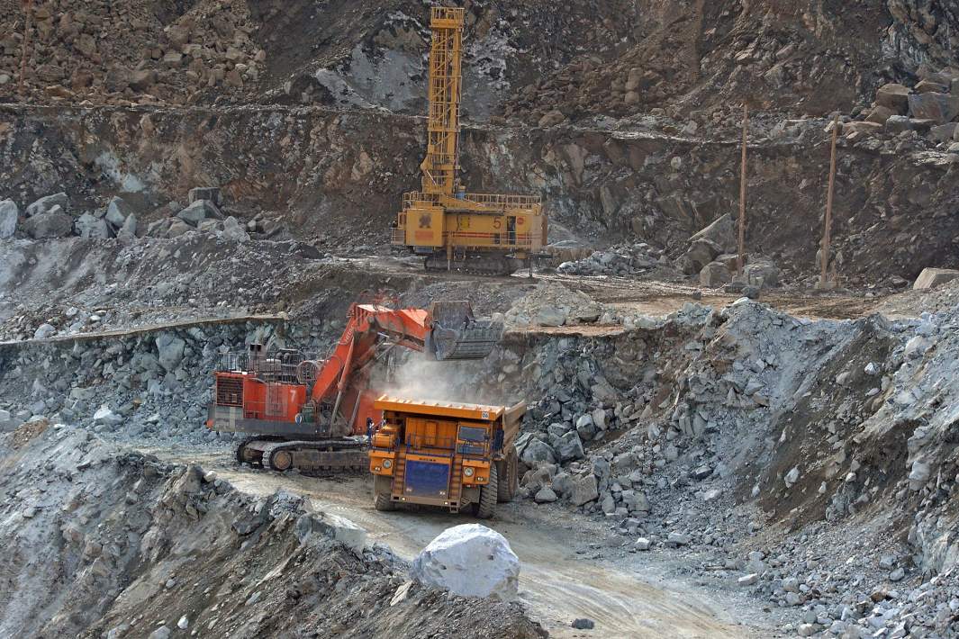 добыча урана