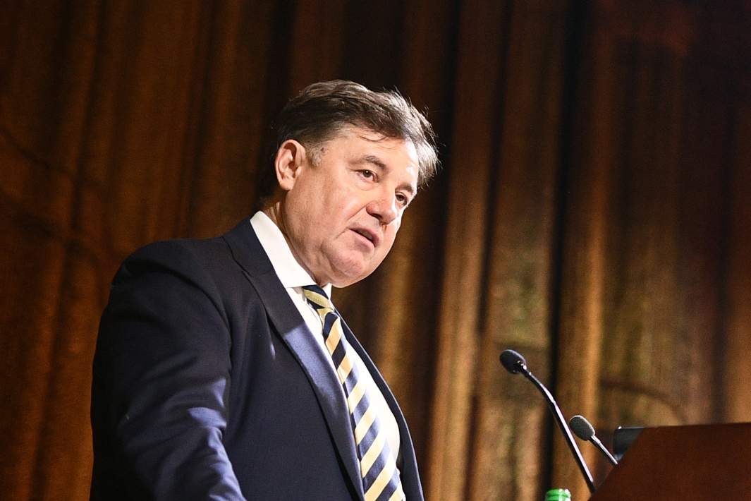 Виктор Момотов 