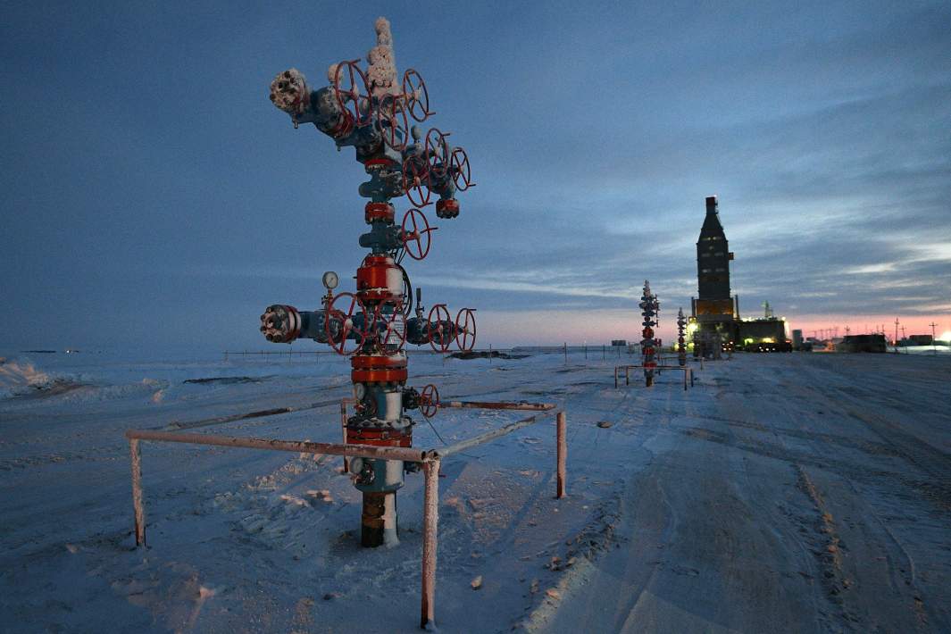 Фонтанная арматура на Салмановском (Утреннее) нефтегазоконденсатном месторождении на территории Тазовского района Ямало-Ненецкого автономного округа