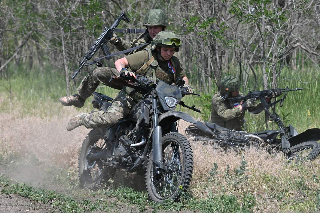 Подготовка штурмовых подразделений группировки войск «Центр» на полигоне в зоне СВО