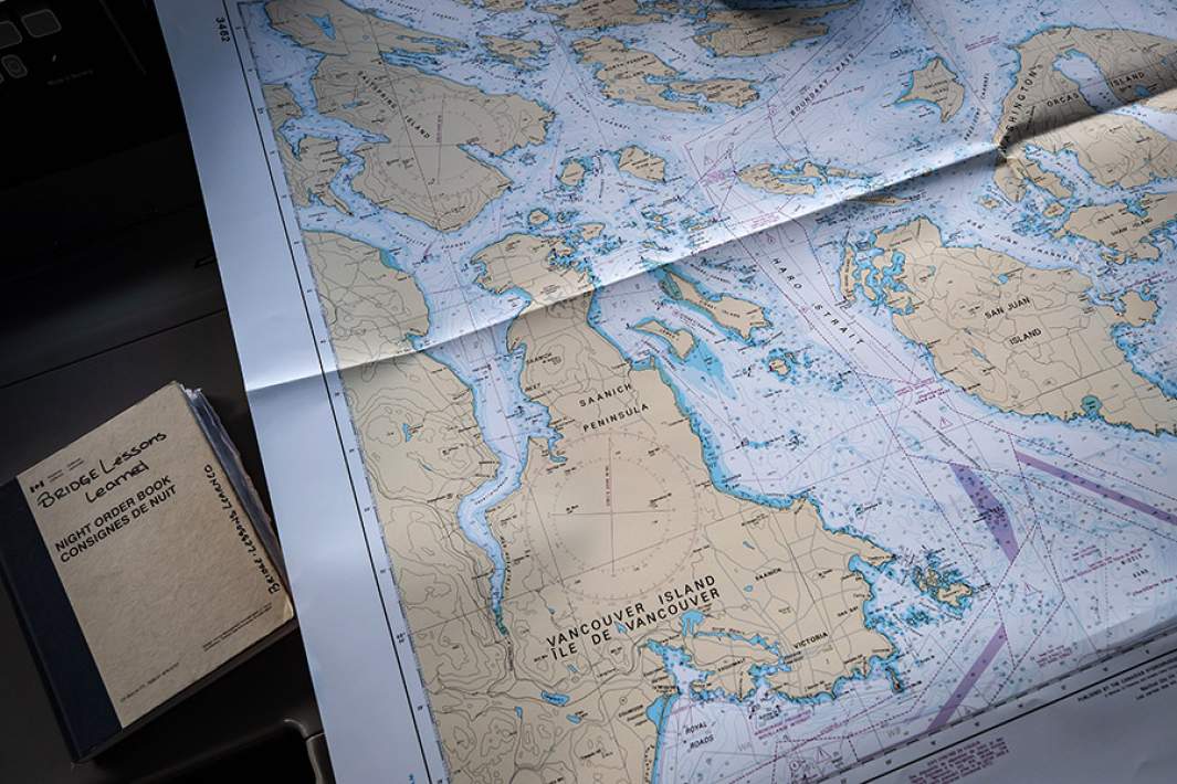 Морские карты