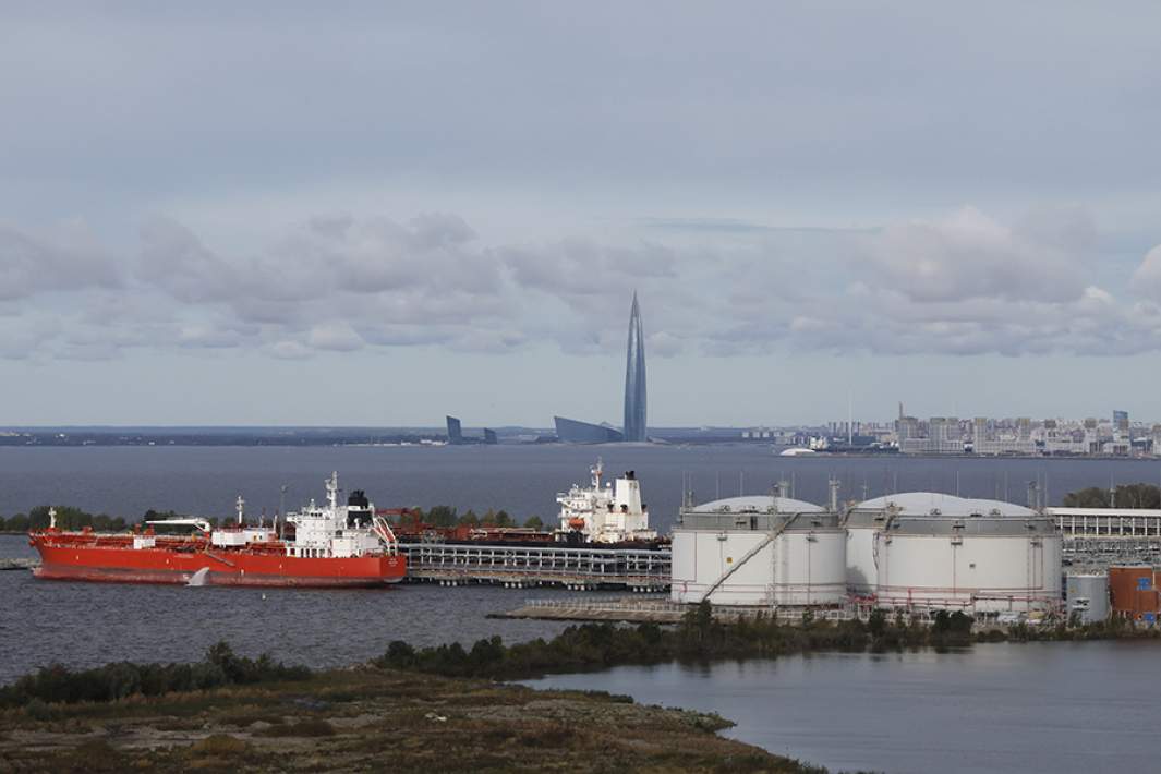 Нефтеналивной танкер