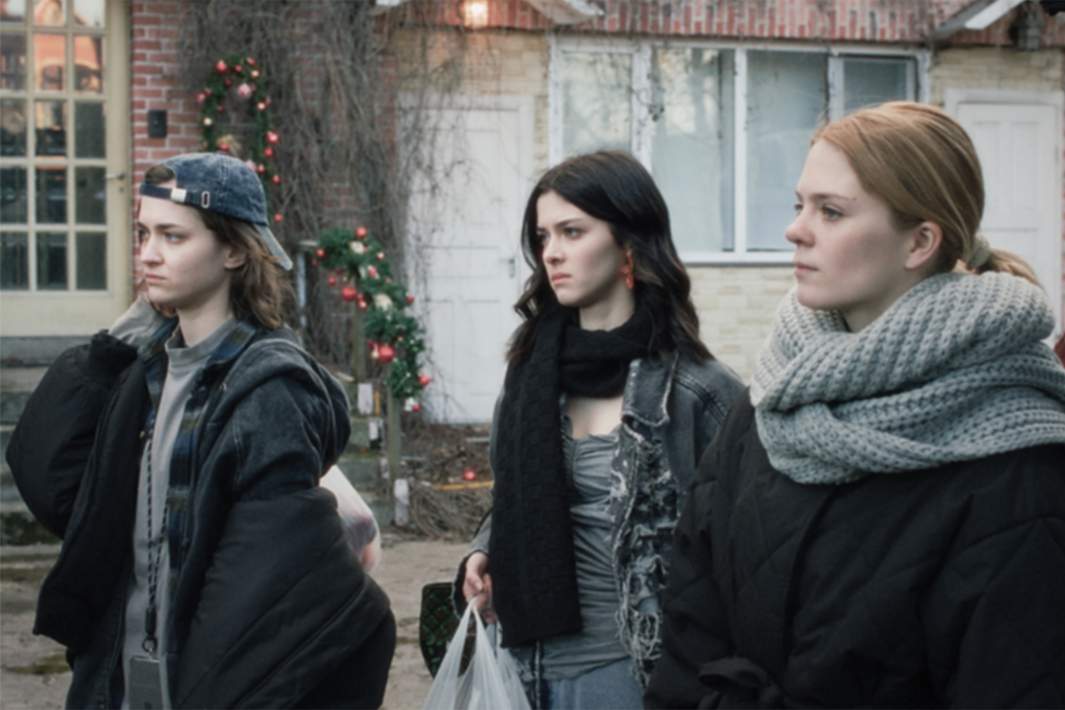 Кадр из фильма «Фейерверки днем»