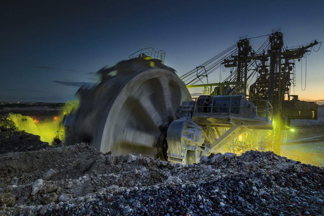 Добыча руды 