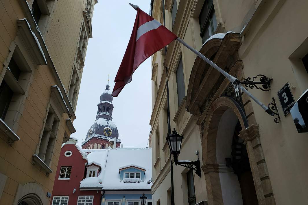 Флаг Латвии в Риге