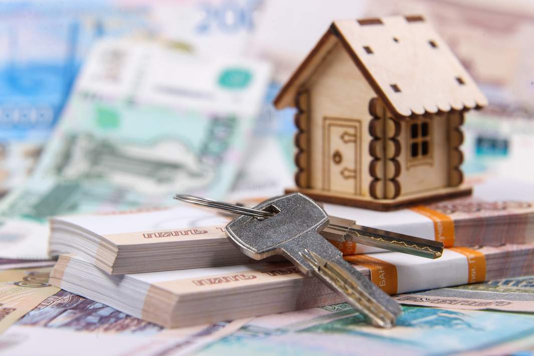 дом и деньги