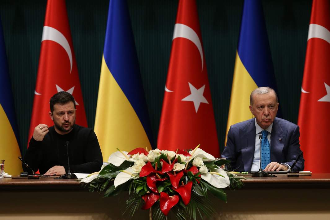 Президент Турецкой Республики Реджеп Тайип Эрдоган и президент Украины Владимир Зеленский 