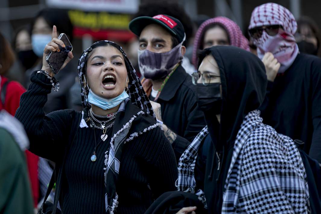 Протестующие в США 