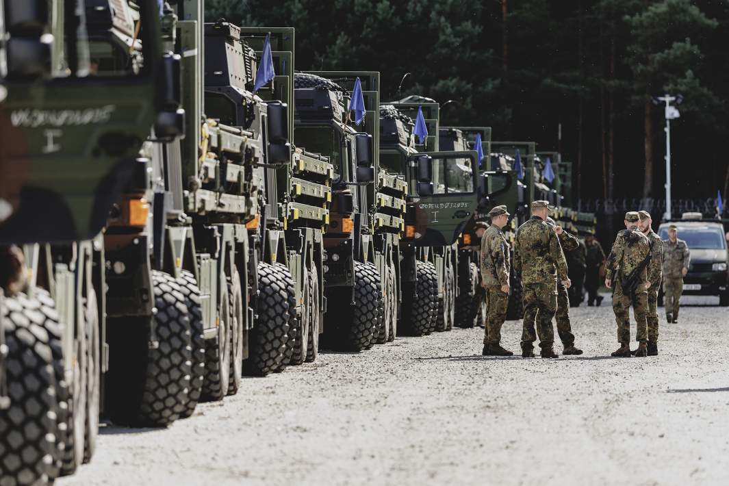 Солдаты во время учений 