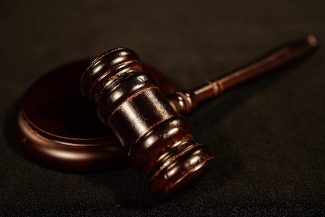 Молоток судьи 