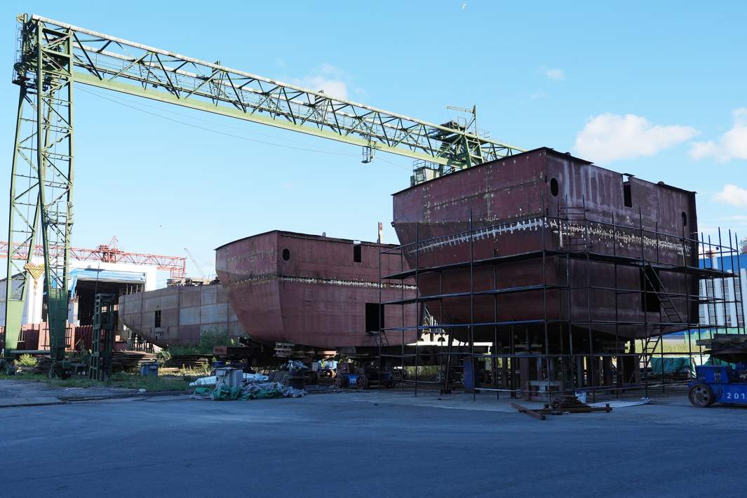 судостроительный завод