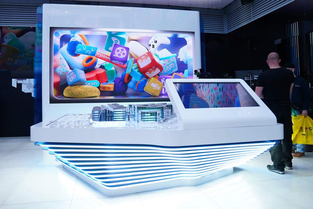 Посетители Московской международной недели видеоигр