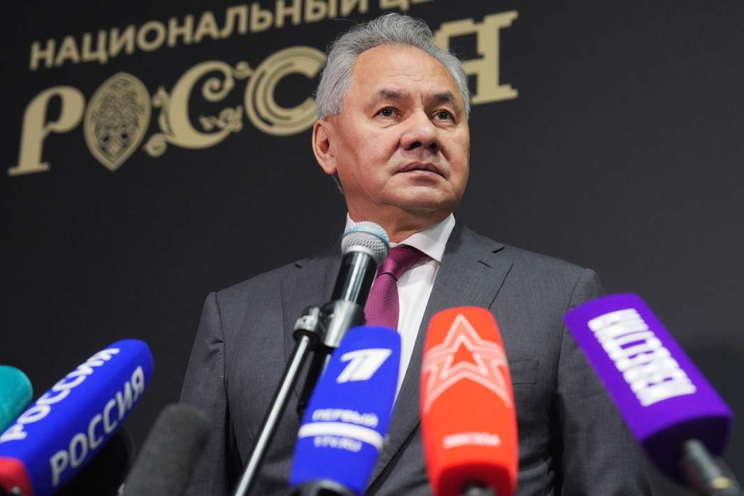 Секретарь Совета безопасности РФ Сергей Шойгу во время пресс-подхода по итогам XIII встречи секретарей Cоветов безопасности государств-участников СНГ