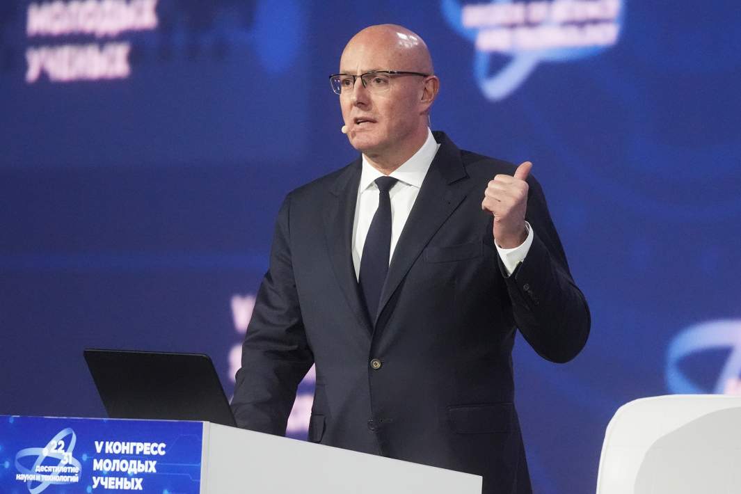 Дмитрий Чернышенко