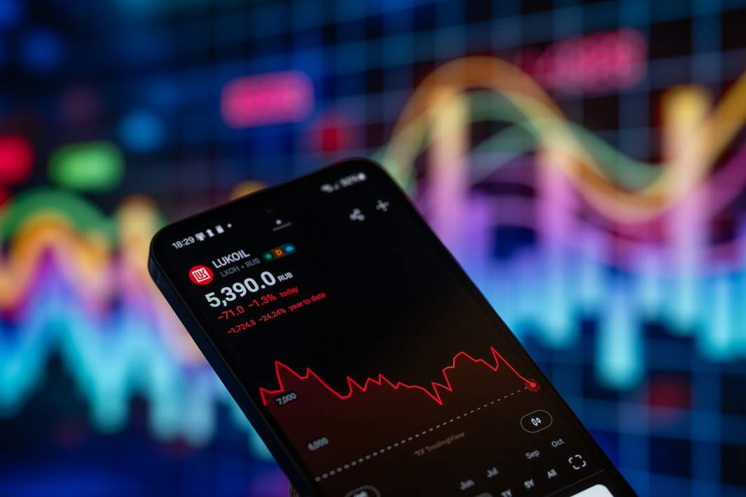 Акции «Лукоил»