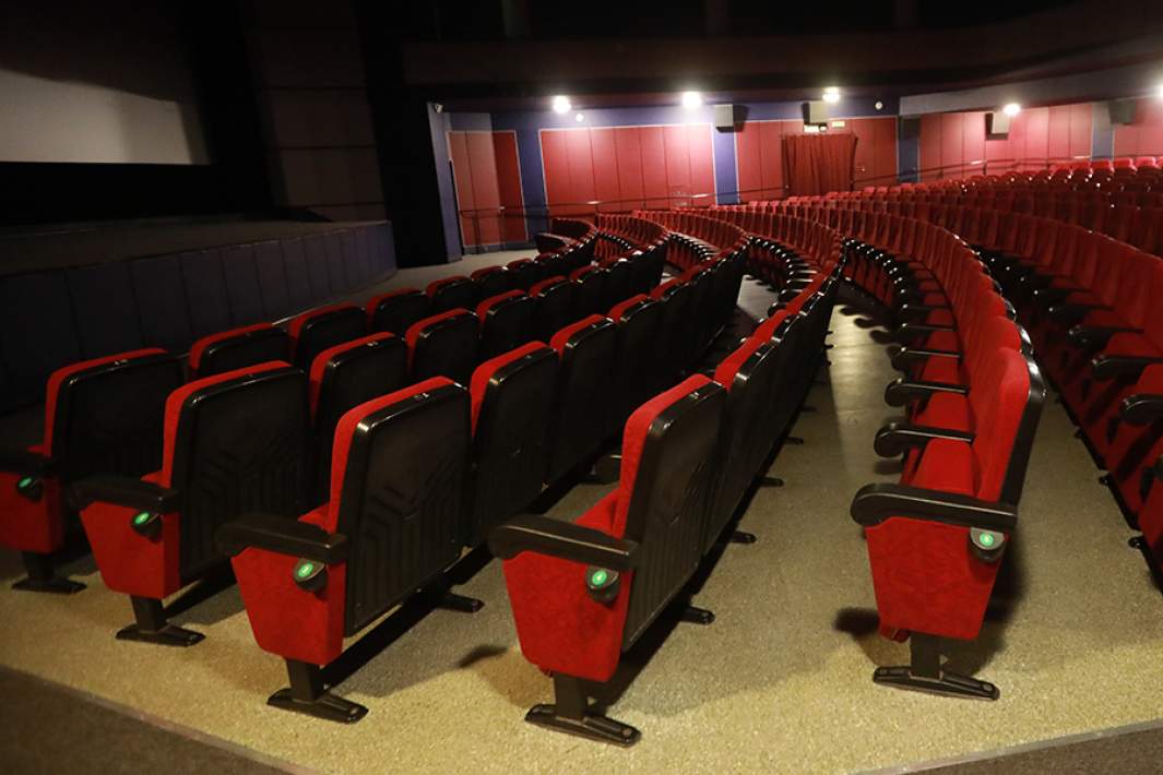 Зал кинотеатра