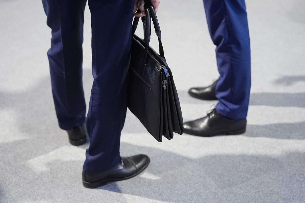 портфели мужские