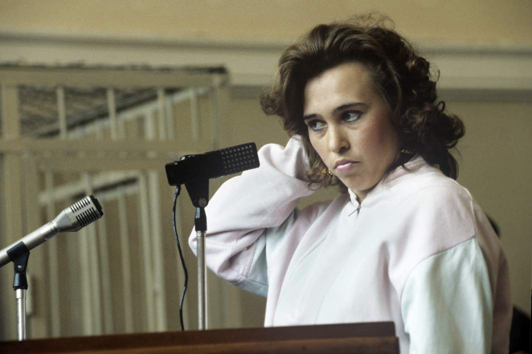 Ирина Белова из города Шахты, чуть не ставшая очередной жертвой манька, выступает в качестве свидетеля обвинения в деле Андрея Чикатило