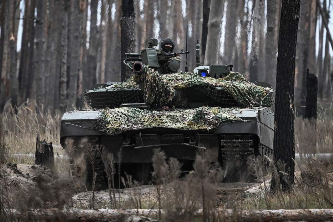 Танк Т-80 ВС РФ в зоне проведения специальной военной операции