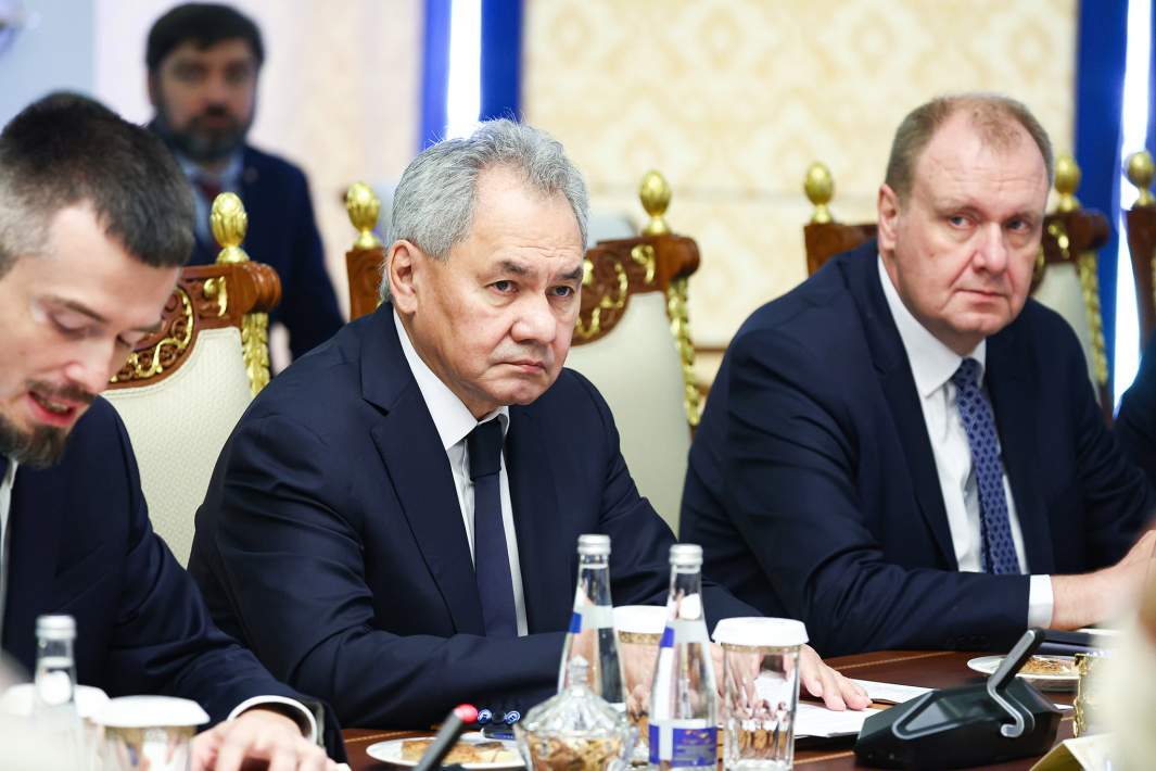 Секретарь Совета безопасности РФ Сергей Шойгу во время второго стратегического диалога между Оманом и РФ в Маскате