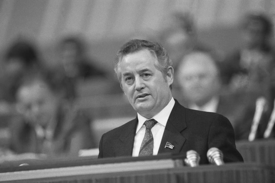 иван лаптев