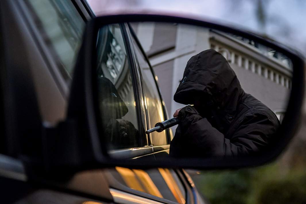 Угон автомобиля