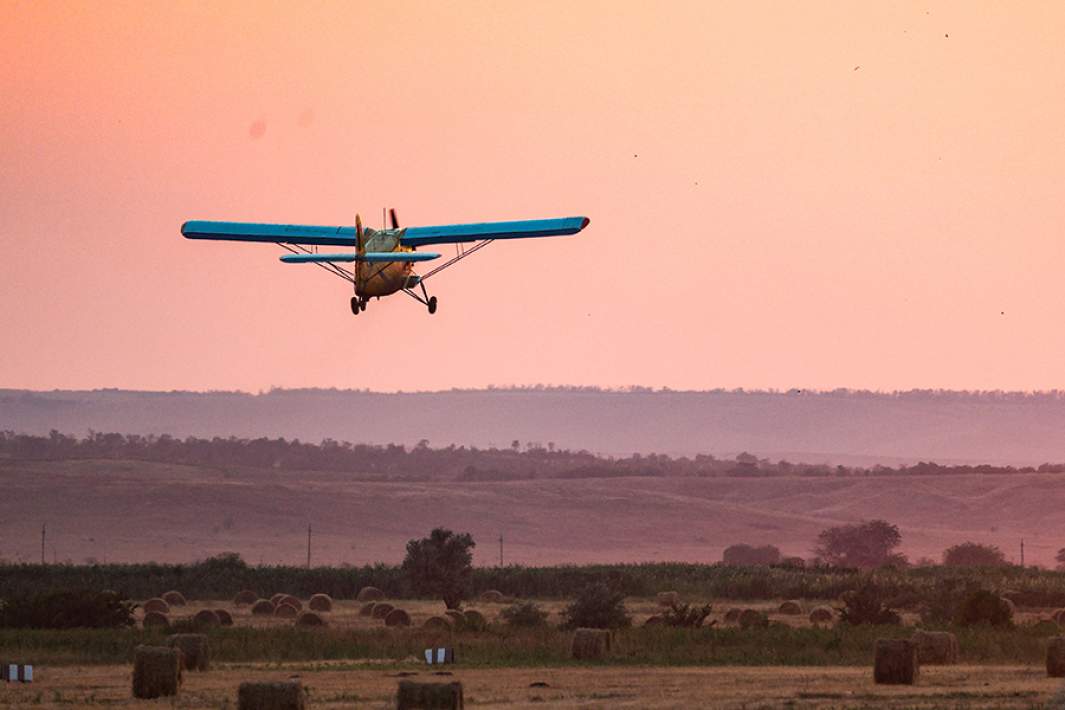 Легкомоторный самолет Ан-2