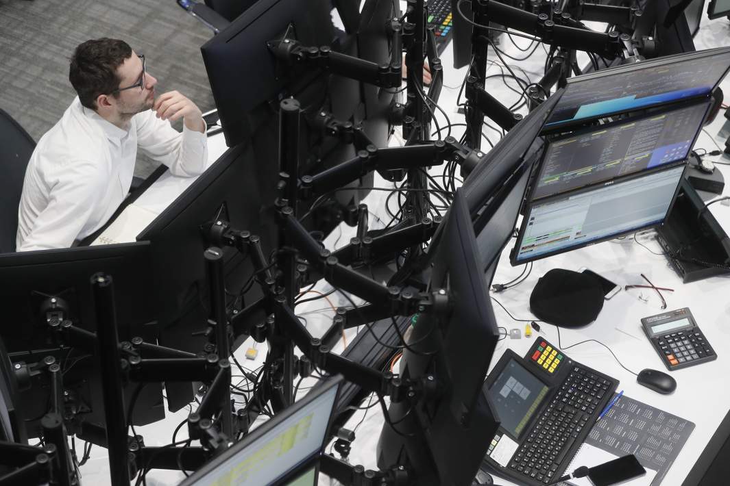 Брокер за работой 