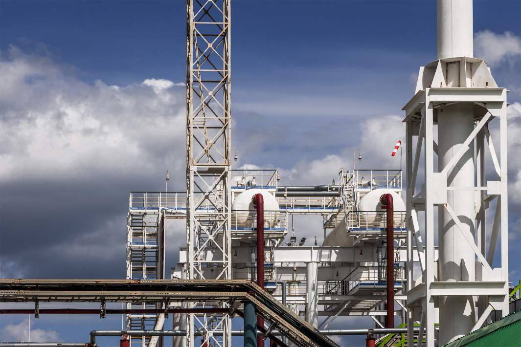 Нефть вышка