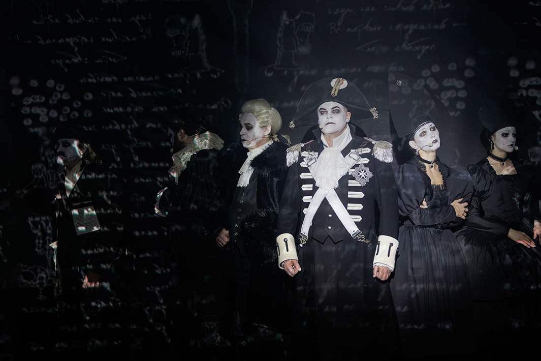 Спектакль «Ревизор: комедия в стихах»